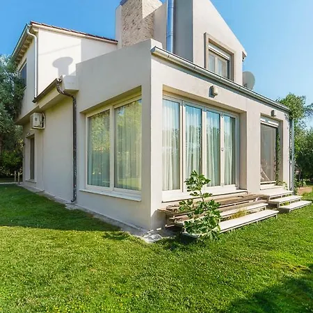 Ole' Villa *